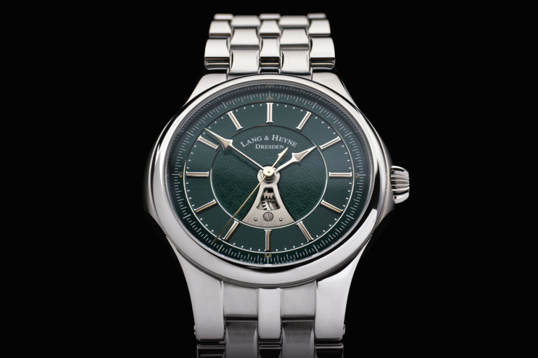 Lang & Heyne Hektor Sports Watch With Integrated Bracelet